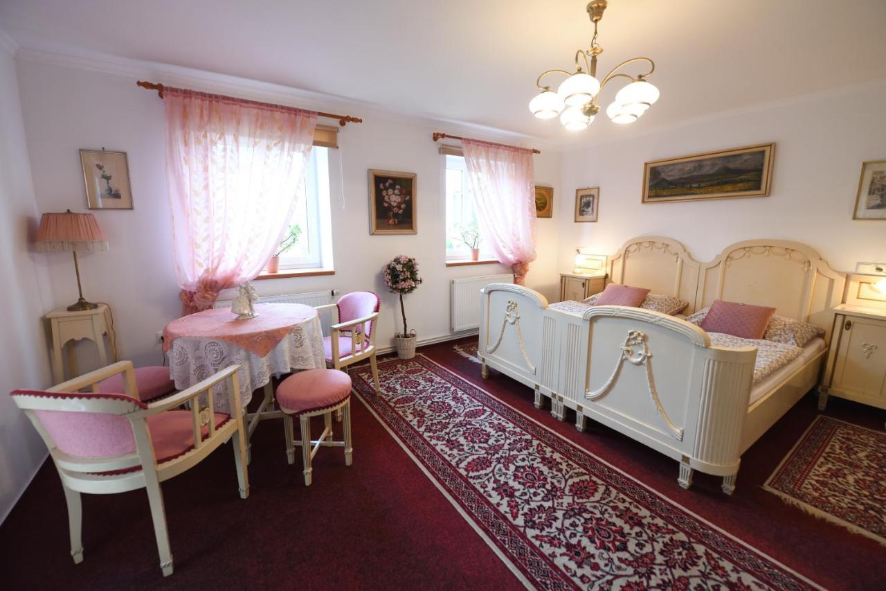 Penzion V Chaloupce Rychnov nad Kneznou Exterior photo